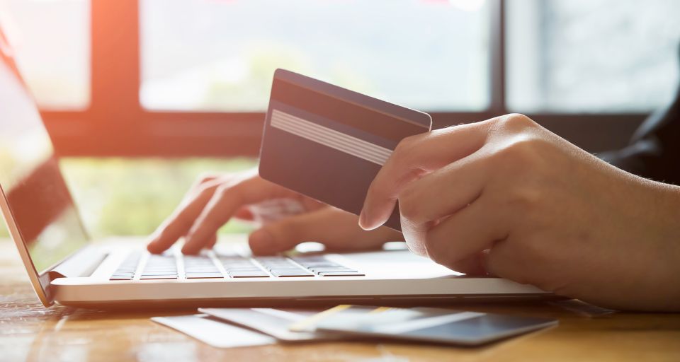 Primeras 10 horas de CyberMonday 2023 registran 390 mil compras